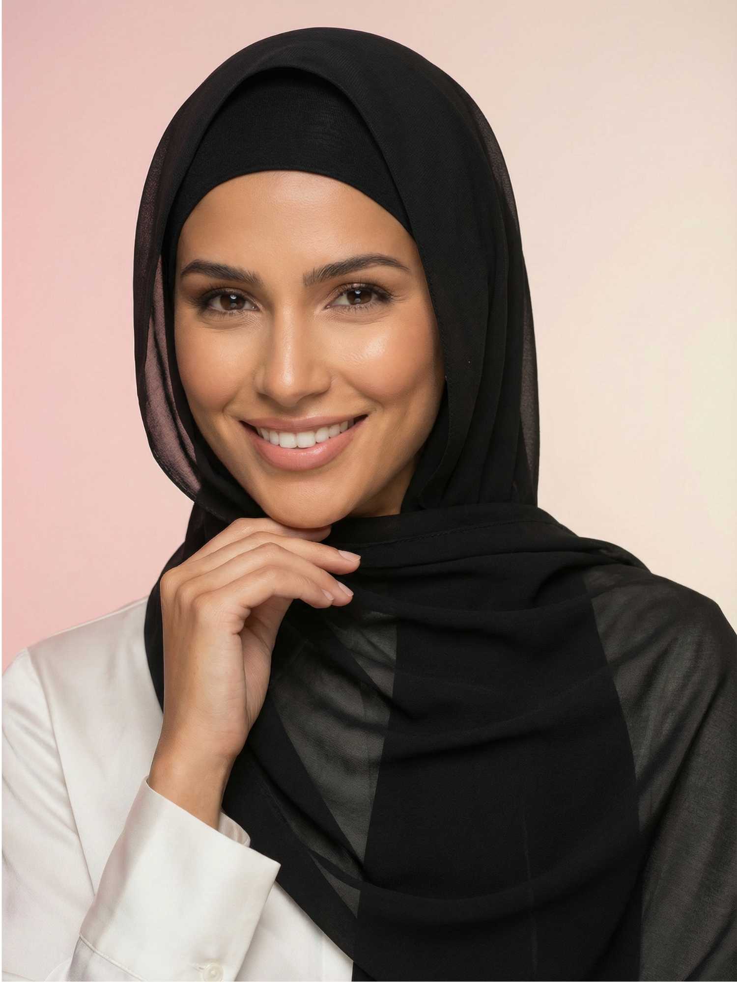 FreeFlow Instant Hijab - Velvet Noir for Mama - Black - Instant hijab - Instant hijab for her - Prayer hijab - Islamic Gift for her