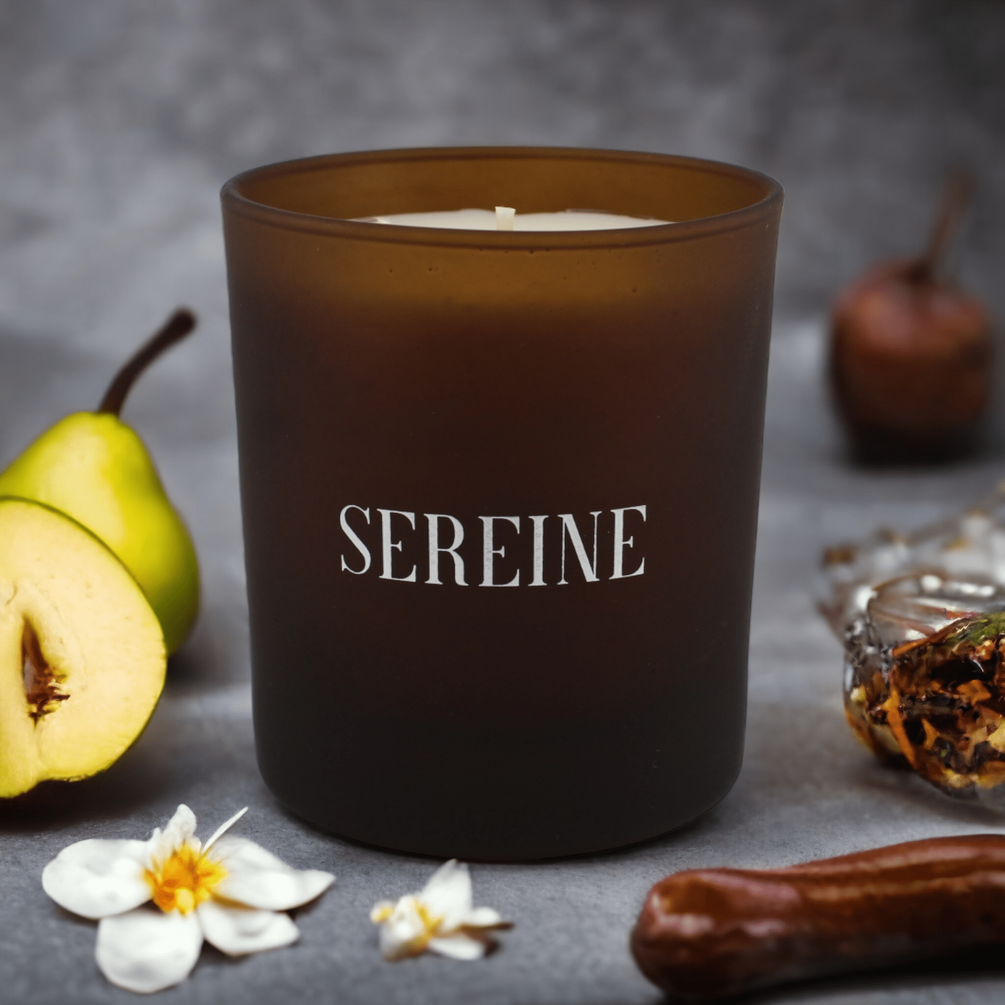 Pure - 30cl - White Tea & Pear Candle - Islamic Candle - Islamic Home Fragrance - Islamic Gifts - Islamic Home Decor