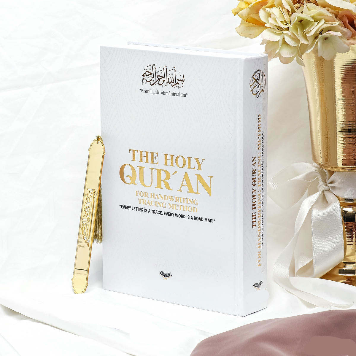 Tracing Quran — Full Quran Hardback with Bookmark (17x24cm)