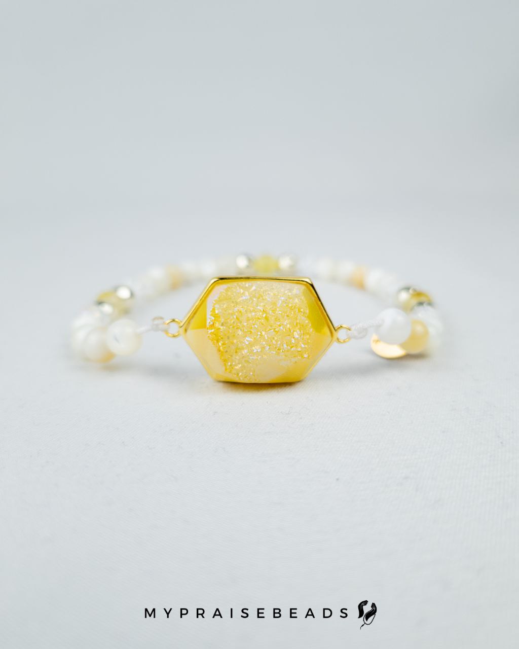 Yellow Druzy Tasbih - 33 Beads \(6mm\) - Include Luxury Pouch and Gift Box - Muslim Prayer Beads - Islamic Gifts - Islamic Tasbihs - Muslim Tasbeeh - Luxury Tasbih - Muslim Revert Gift