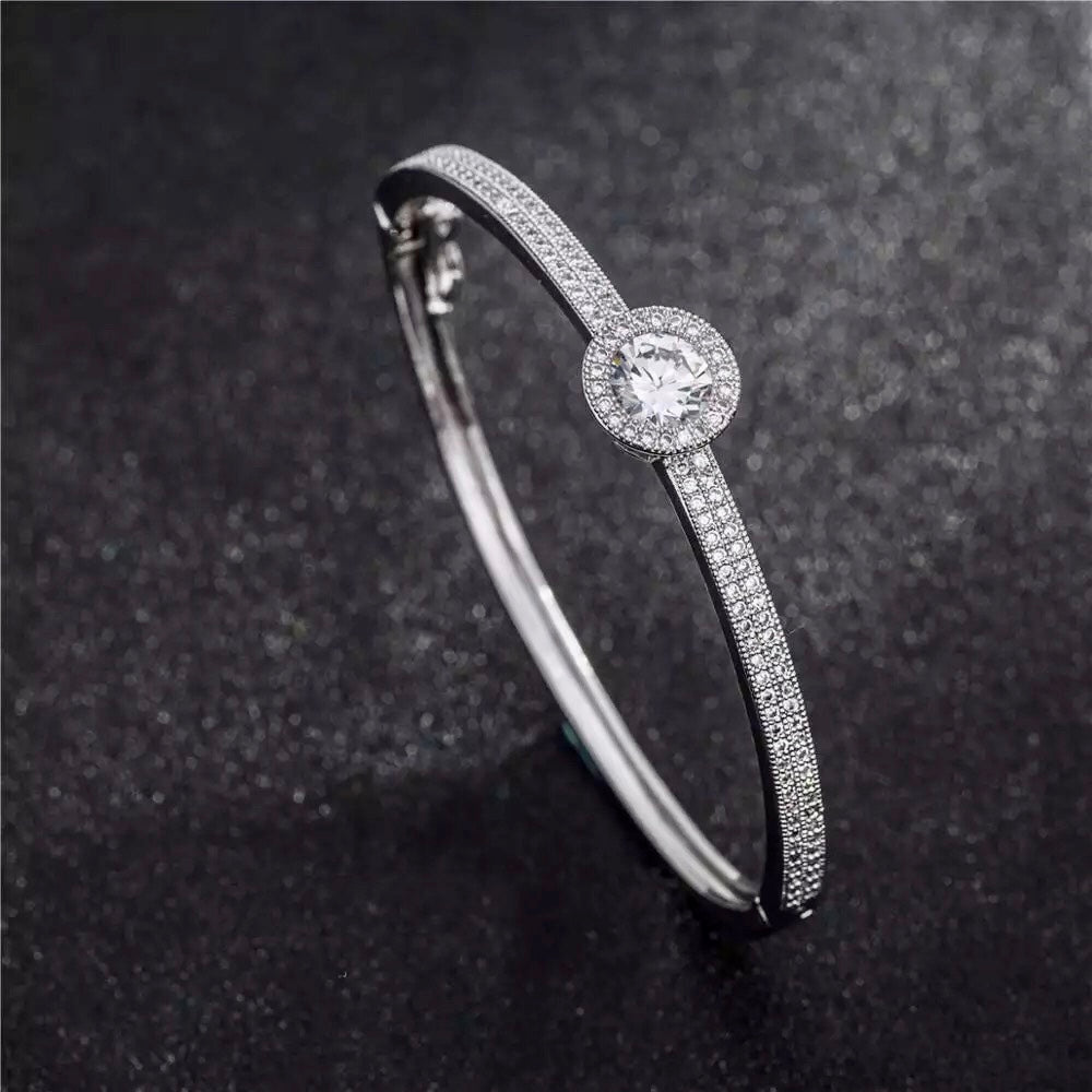 Du'a Solitaire Bangle - Silver Tone Premium Stainless Steel